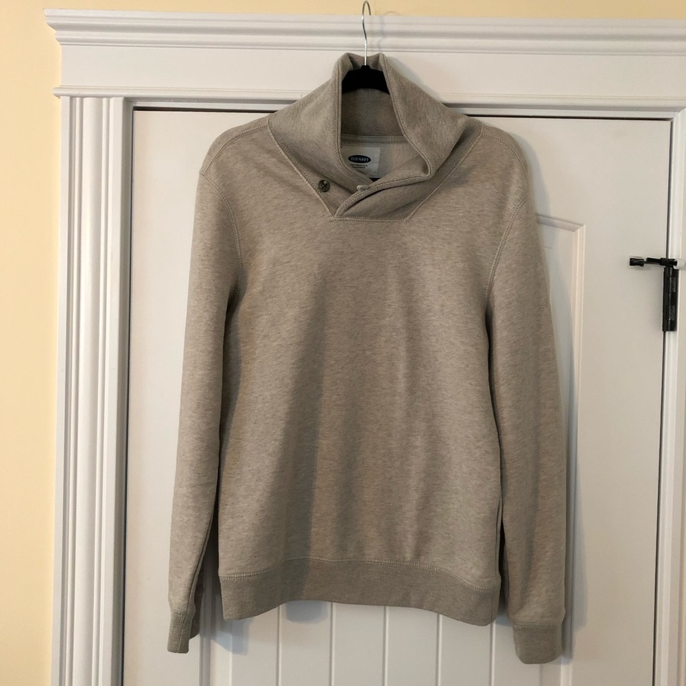 Men’s Old Navy size Small sweatshirt with collar